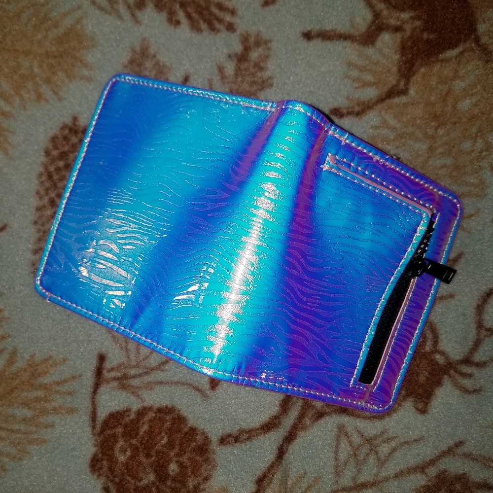 Wallet - Picture 3 of 4